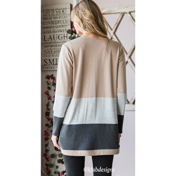 ❤️LAST ONE! Waffle Stripe Print Contrast Asymmetrical Hem Flowy Cardigan - Picture 8 of 8